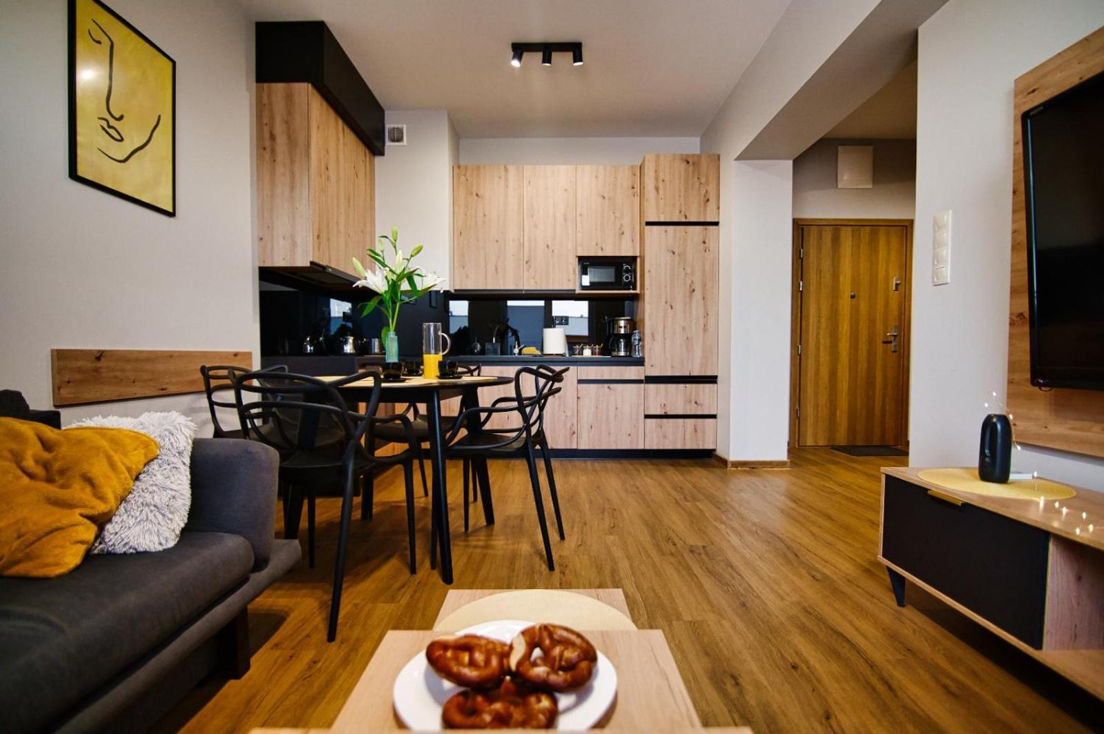 Apartament No82 Yellow Holiday Home Zator Exteriér fotografie