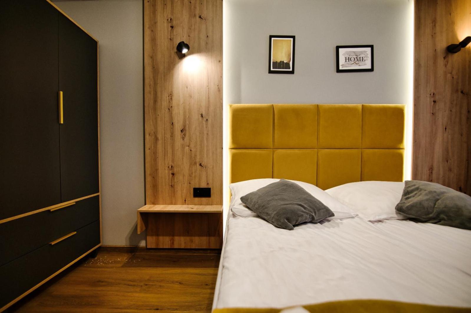 Apartament No82 Yellow Holiday Home Zator Exteriér fotografie