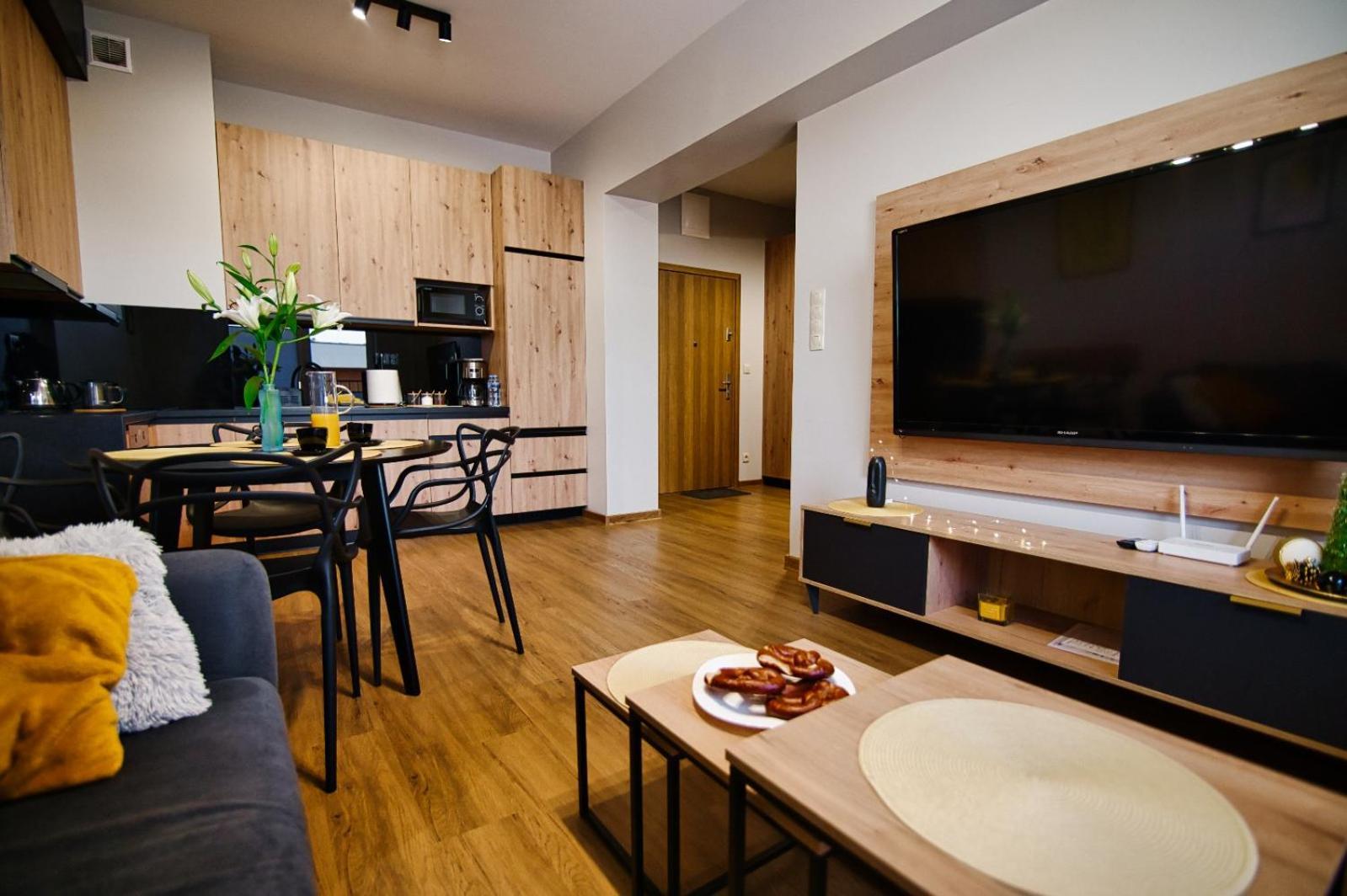 Apartament No82 Yellow Holiday Home Zator Exteriér fotografie